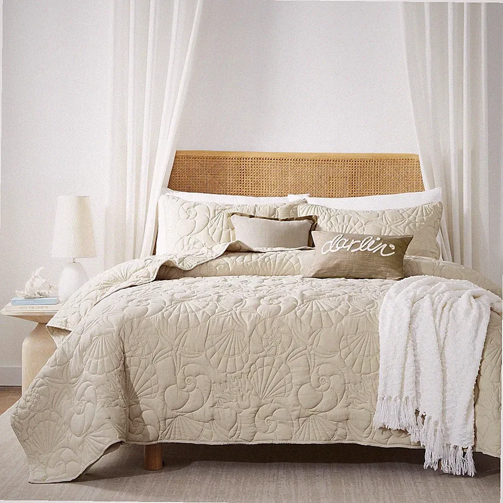 Beach coastal bedding